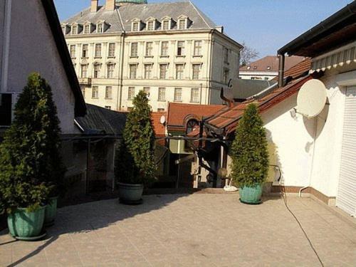 Bed and Breakfast Ria Panzio Esztergom Exterior foto