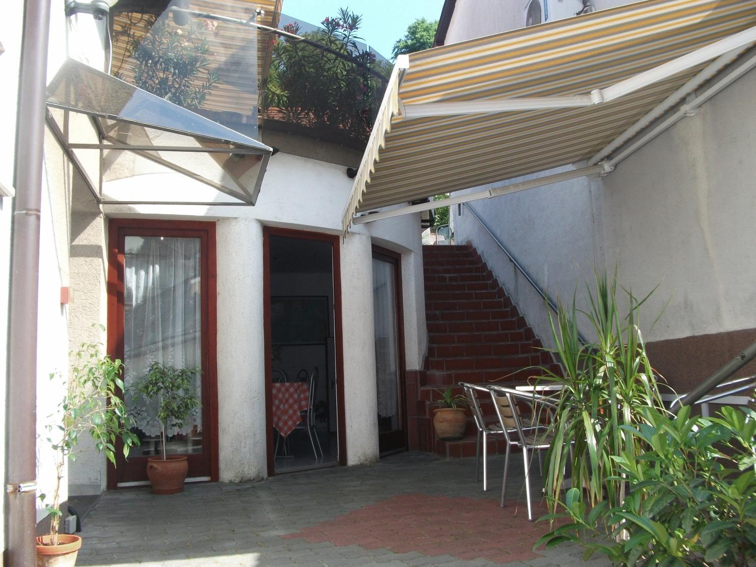 Bed and Breakfast Ria Panzio Esztergom Exterior foto